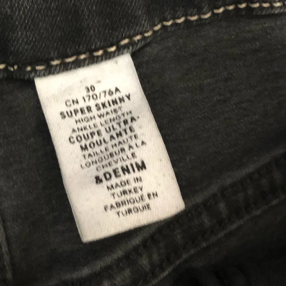 H&M Gray/Black High Rise Distress Skinny Ankle Jeans-Size 30 - Picture 6 of 11